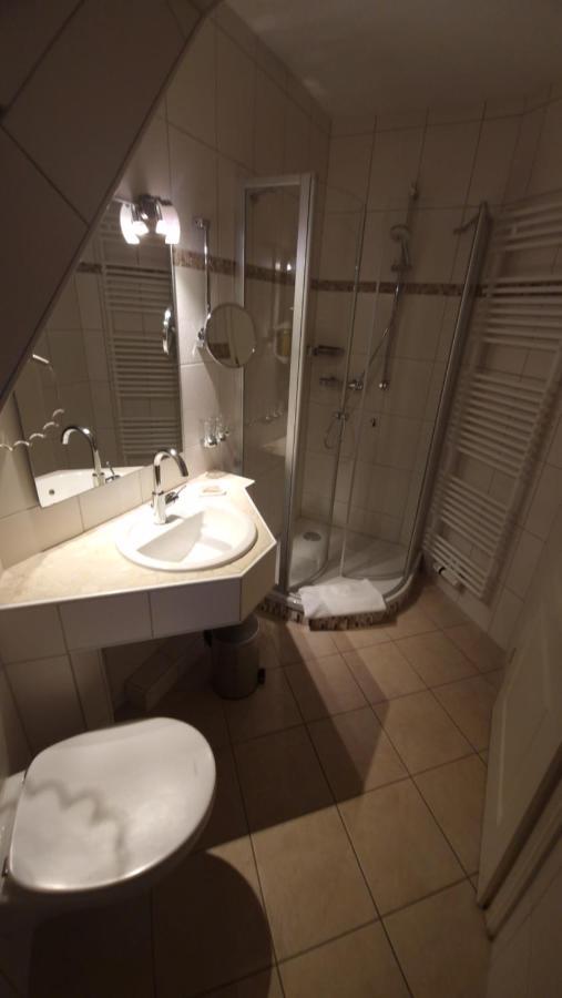 Inselhotel Kapitaen Tadsen / Amrum Небель Экстерьер фото